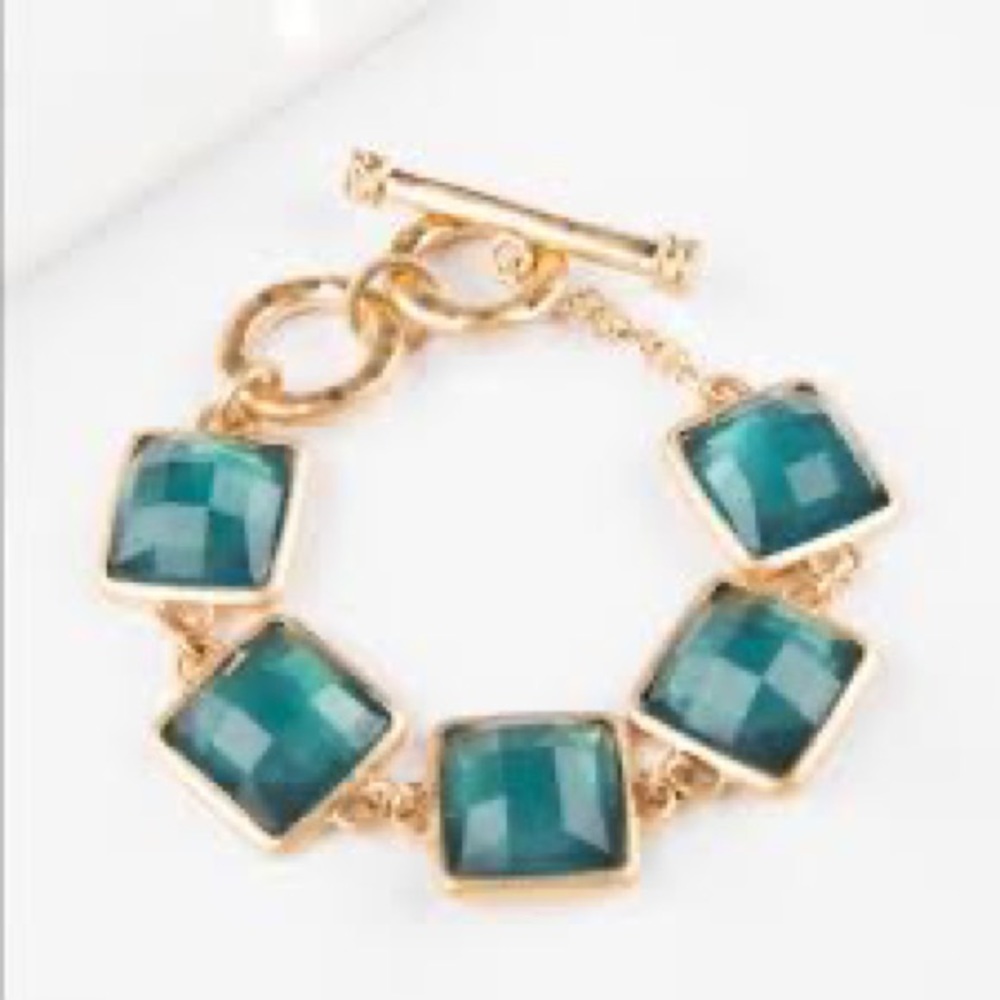 Plunder Lily Bracelet